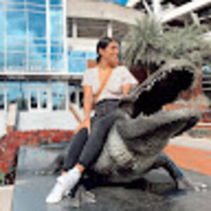 Meet your Posher, Samira